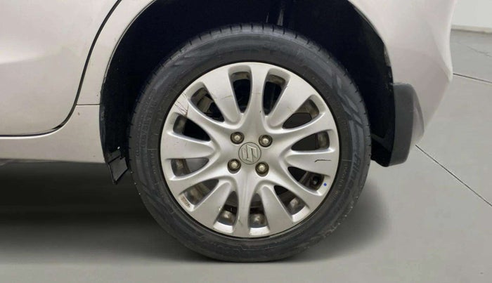 2017 Maruti Baleno ALPHA PETROL 1.2, Petrol, Manual, 22,477 km, Left Rear Wheel