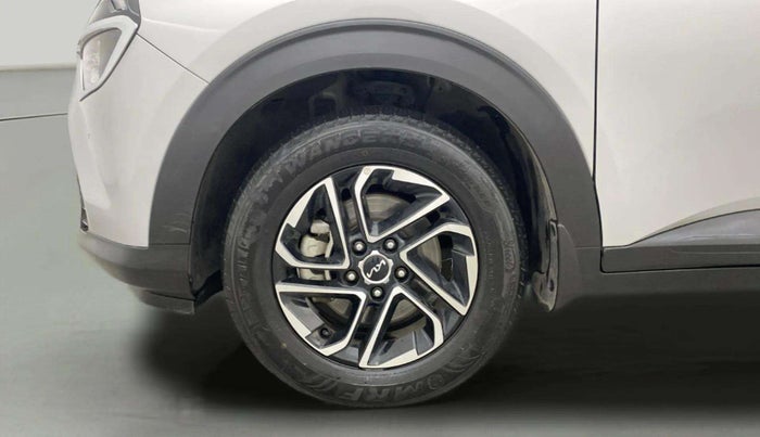 2024 KIA CARENS  PRESTIGE PLUS 1.5 TURBO PETROL IMT 7 STR , Petrol, Manual, 7,516 km, Left Front Wheel