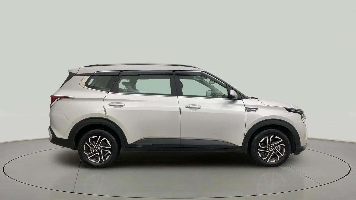 2024 KIA CARENS  PRESTIGE PLUS 1.5 TURBO PETROL IMT 7 STR , Petrol, Manual, 7,516 km, Right Side View