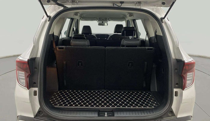 2024 KIA CARENS  PRESTIGE PLUS 1.5 TURBO PETROL IMT 7 STR , Petrol, Manual, 7,516 km, Boot Open Zoomed View