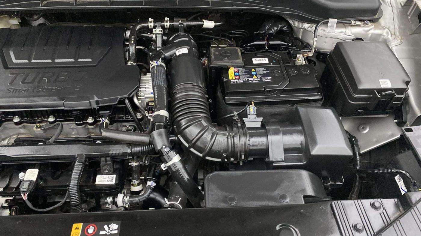 2024 KIA CARENS  PRESTIGE PLUS 1.5 TURBO PETROL IMT 7 STR , Petrol, Manual, 7,516 km, Engine View - Left