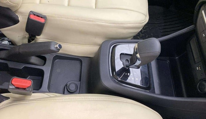 2023 Tata PUNCH CREATIVE AMT 1.2 RTN DUAL TONE, Petrol, Automatic, 19,572 km, Gear Lever
