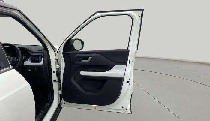 2023 Tata PUNCH CREATIVE AMT 1.2 RTN DUAL TONE, Petrol, Automatic, 19,572 km, RHS Front Door