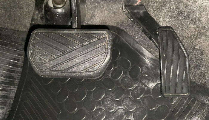 2017 Maruti Alto K10 VXI (O) AMT, Petrol, Automatic, 37,441 km, Pedals