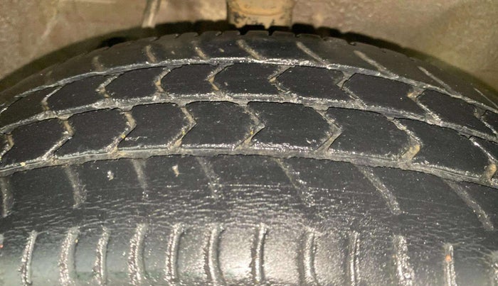 2017 Maruti Alto K10 VXI (O) AMT, Petrol, Automatic, 37,441 km, Right Front Tyre Tread