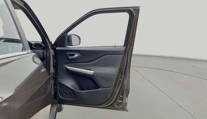 2021 Nissan MAGNITE XV MT, Petrol, Manual, 67,091 km, RHS Front Door