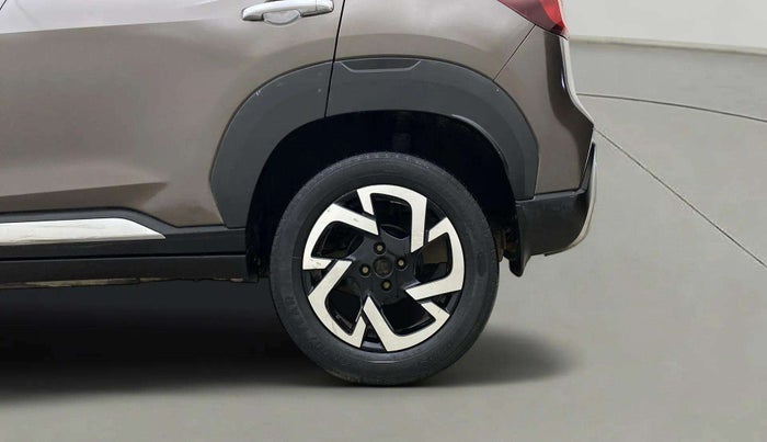 2021 Nissan MAGNITE XV MT, Petrol, Manual, 67,091 km, Left Rear Wheel