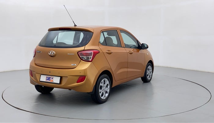 2016 Hyundai Grand i10 MAGNA 1.2 KAPPA VTVT, Petrol, Manual, 16,917 km, Right Back Diagonal (45- Degree) View