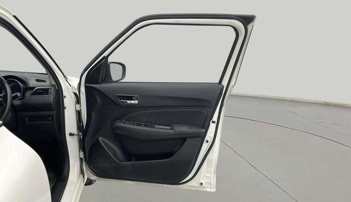 2020 Maruti Swift VXI, Petrol, Manual, 50,461 km, RHS Front Door