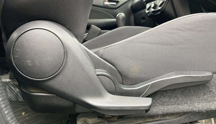2020 Maruti Swift VXI, Petrol, Manual, 50,461 km, Driver Side Adjustment Panel