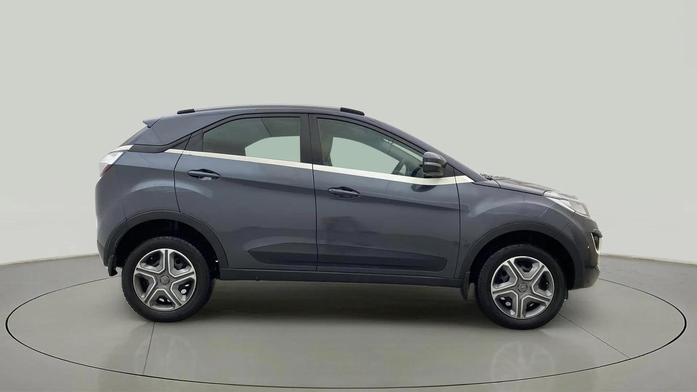 2017 Tata NEXON XT PETROL, Petrol, Manual, 62,767 km, Right Side View