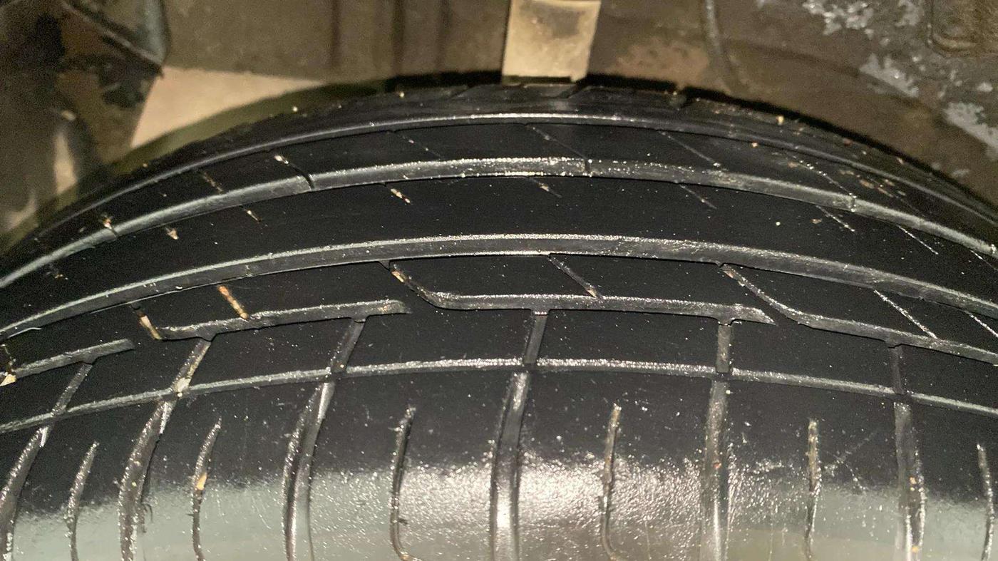 2017 Tata NEXON XT PETROL, Petrol, Manual, 62,767 km, Right Rear Tyre Tread