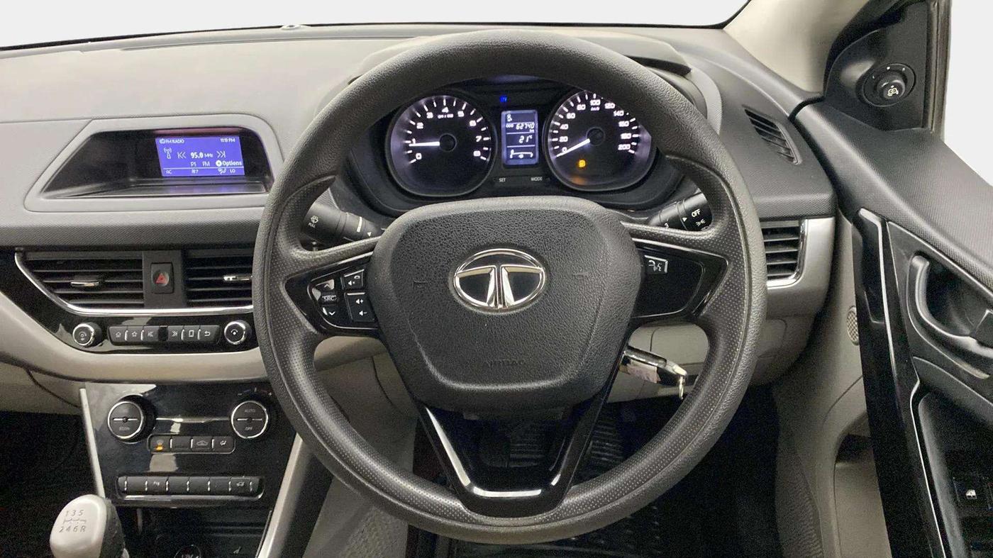 2017 Tata NEXON XT PETROL, Petrol, Manual, 62,767 km, Steering Wheel Close Up