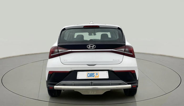 2024 Hyundai NEW I20 SPORTZ 1.2 MT, Petrol, Manual, 8,238 km, Back/Rear