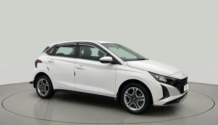 2024 Hyundai NEW I20 SPORTZ 1.2 MT, Petrol, Manual, 8,238 km, Right Front Diagonal