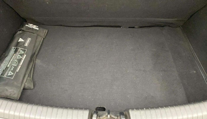 2019 Hyundai Grand i10 SPORTZ 1.2 KAPPA VTVT, Petrol, Manual, 55,039 km, Boot Inside