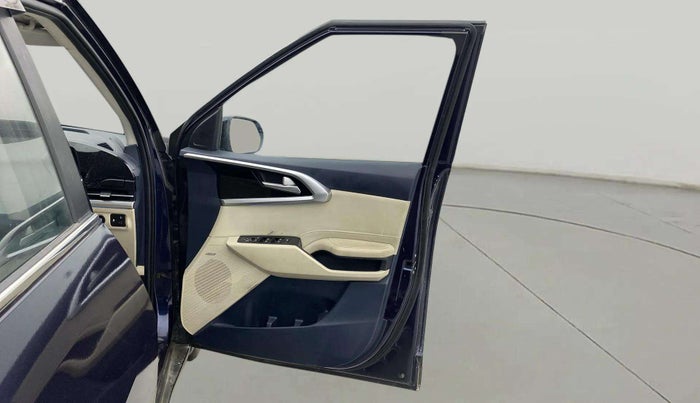 2022 KIA CARENS LUXURY PLUS 1.5 DIESEL AT 7 STR, Diesel, Automatic, 68,534 km, RHS Front Door