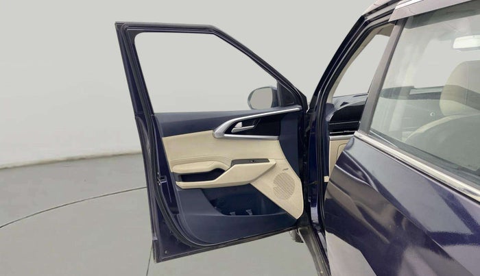 2022 KIA CARENS LUXURY PLUS 1.5 DIESEL AT 7 STR, Diesel, Automatic, 68,534 km, LHS Front Door