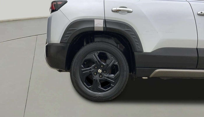 2022 Maruti BREZZA ZXI SMART HYBRID , Petrol, Manual, 47,877 km, Right Rear Wheel