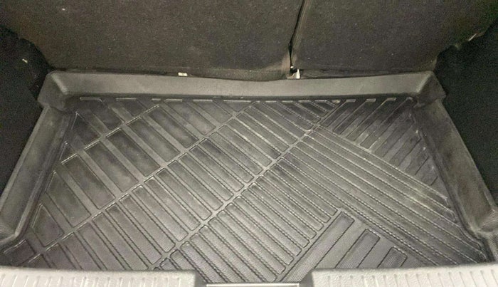 2022 Maruti Baleno ALPHA PETROL 1.2, Petrol, Manual, 17,405 km, Boot Inside