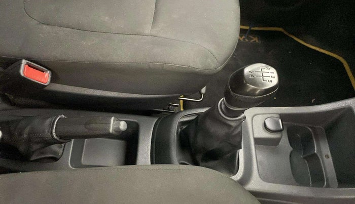 2015 Renault Kwid RXL, Petrol, Manual, 35,494 km, Gear Lever