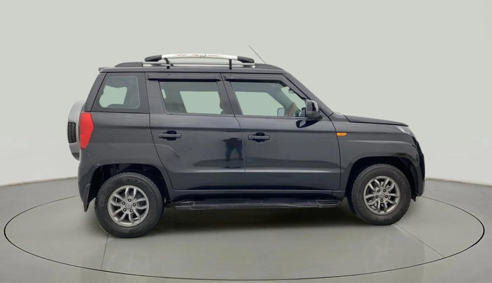 2018 Mahindra TUV300 T10, Diesel, Manual, 66,083 km, Right Side View