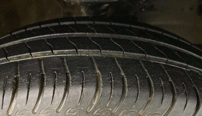 2022 Maruti S PRESSO VXI+, Petrol, Manual, 27,925 km, Right Front Tyre Tread