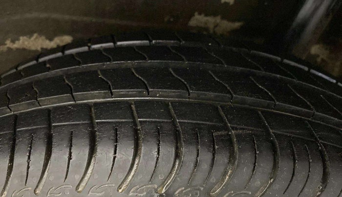 2022 Maruti S PRESSO VXI+, Petrol, Manual, 27,925 km, Left Rear Tyre Tread