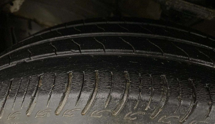 2022 Maruti S PRESSO VXI+, Petrol, Manual, 27,925 km, Left Front Tyre Tread