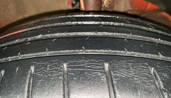 2020 Maruti Swift ZXI PLUS, Petrol, Manual, 36,058 km, Right Front Tyre Tread