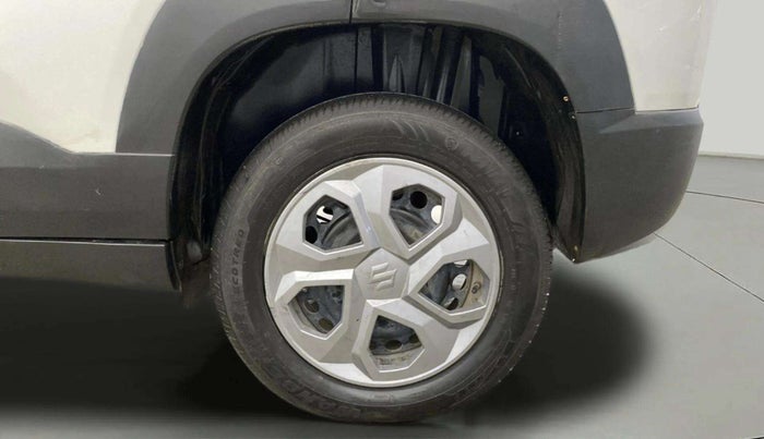 2023 Maruti BREZZA LXI S- CNG, CNG, Manual, 40,270 km, Left Rear Wheel