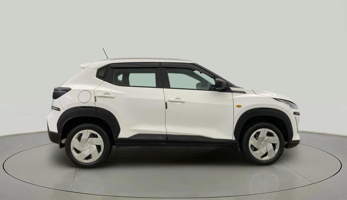 2022 Nissan MAGNITE XE, Petrol, Manual, 27,899 km, Right Side View