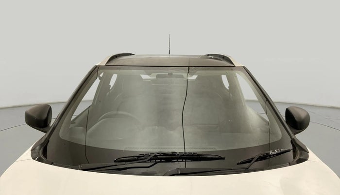 2022 Nissan MAGNITE XE, Petrol, Manual, 27,899 km, Front Windshield