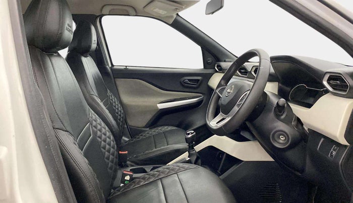 2022 Nissan MAGNITE XE, Petrol, Manual, 27,899 km, Right Side Front Door Cabin