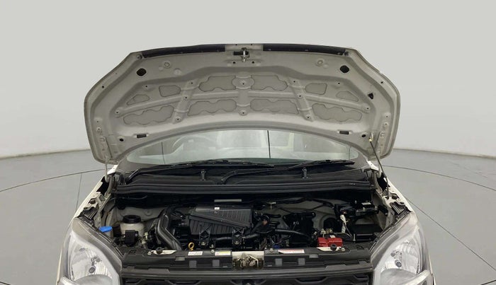 2023 Maruti New Wagon-R LXI 1.0, Petrol, Manual, 12,743 km, Open Bonet