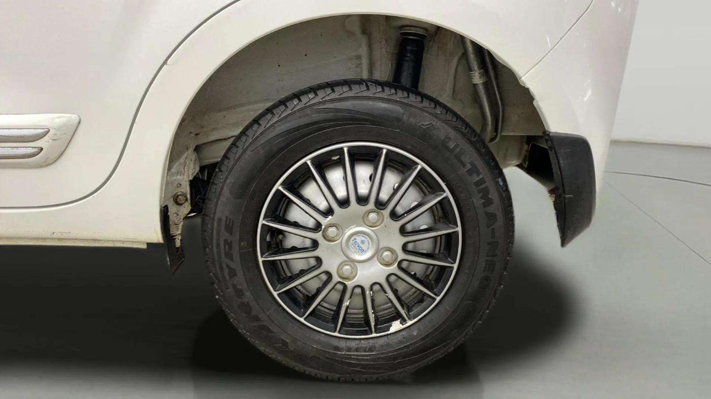 2023 Maruti New Wagon-R LXI 1.0, Petrol, Manual, 12,743 km, Left Rear Wheel