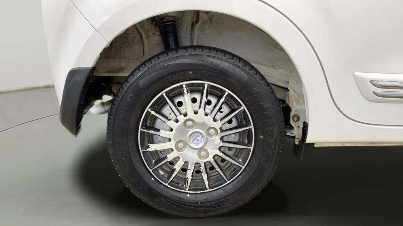 2023 Maruti New Wagon-R LXI 1.0, Petrol, Manual, 12,743 km, Right Rear Wheel