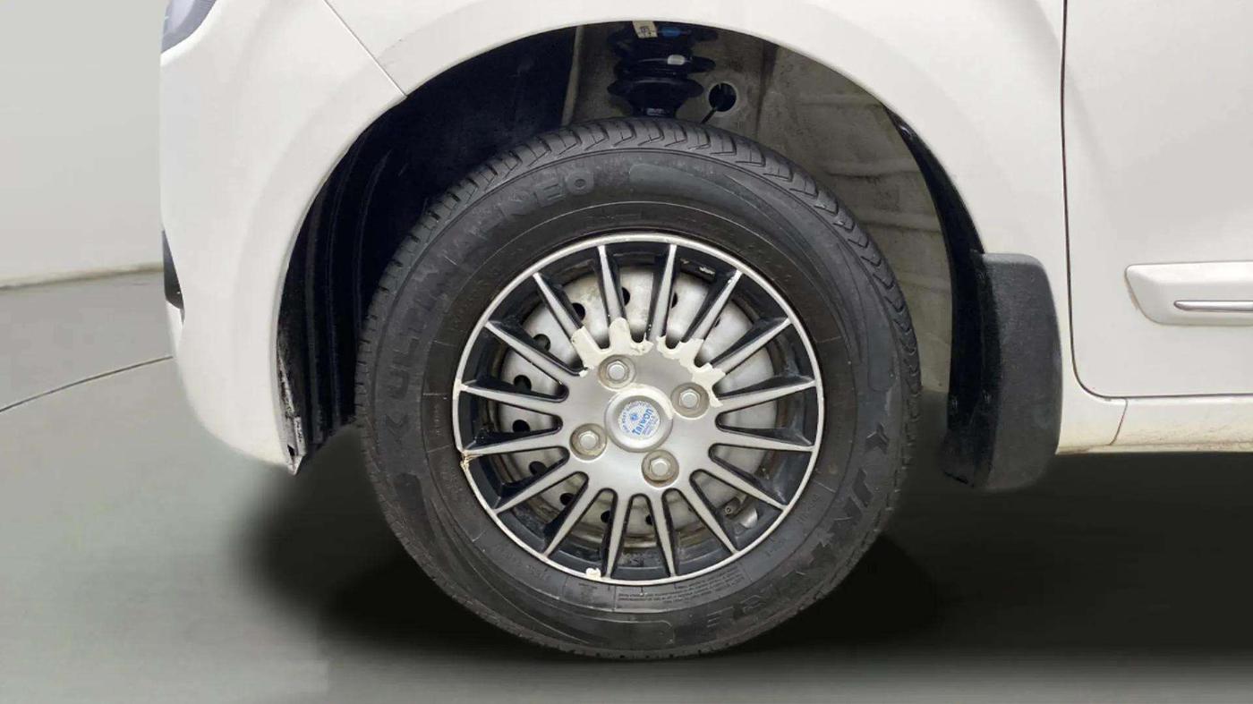 2023 Maruti New Wagon-R LXI 1.0, Petrol, Manual, 12,743 km, Left Front Wheel