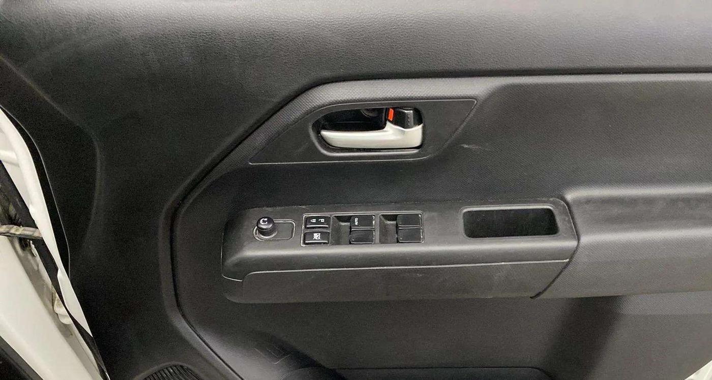 2019 Maruti New Wagon-R VXI (O) 1.2 AMT, Petrol, Automatic, 41,027 km, Driver Side Door Panels Control