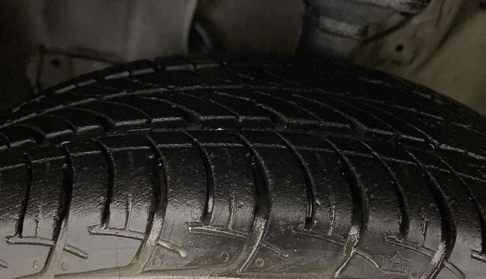 2019 Maruti New Wagon-R VXI (O) 1.2 AMT, Petrol, Automatic, 41,027 km, Left Front Tyre Tread