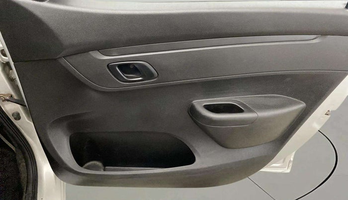2019 Renault Kwid RXL, Petrol, Manual, 25,069 km, Driver Side Door Panels Control