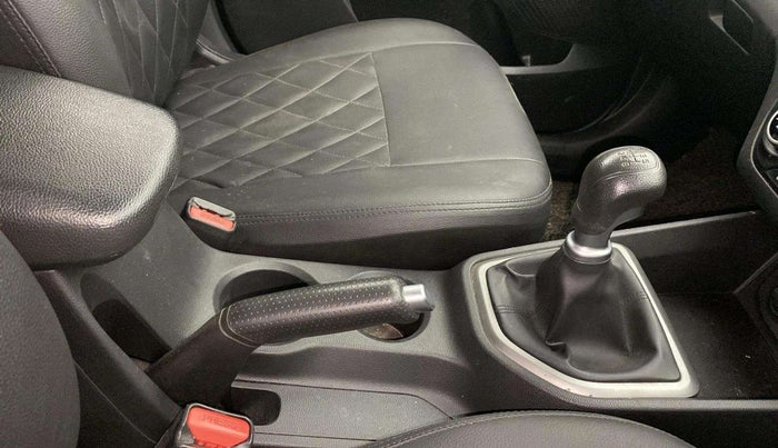 2017 Hyundai Creta SX PLUS 1.6 PETROL, Petrol, Manual, 38,972 km, Gear Lever
