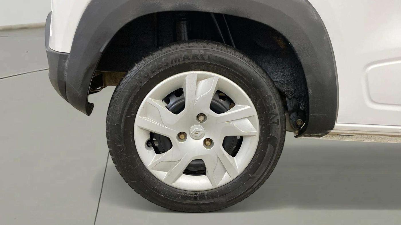 2022 Renault Kwid RXL 1.0 (O), Petrol, Manual, 63,035 km, Right Rear Wheel