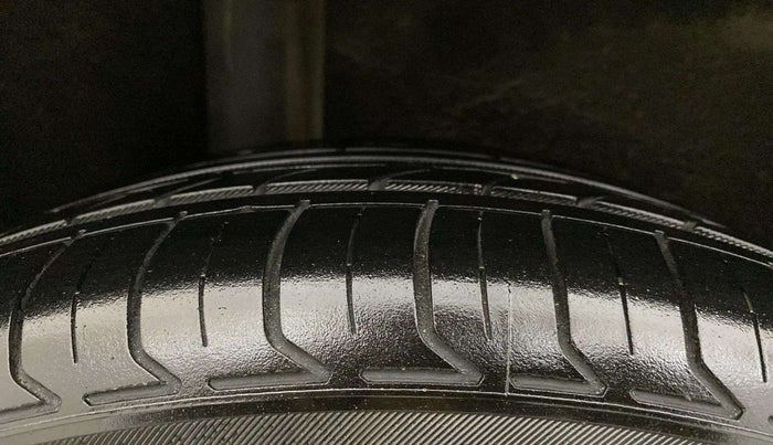 2018 Ford Ecosport TITANIUM 1.5L PETROL, Petrol, Manual, 28,582 km, Right Rear Tyre Tread