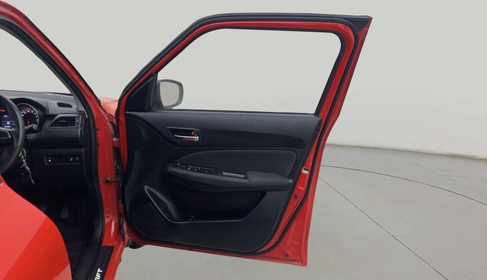 2022 Maruti Swift VXI AMT, Petrol, Automatic, 60,330 km, RHS Front Door