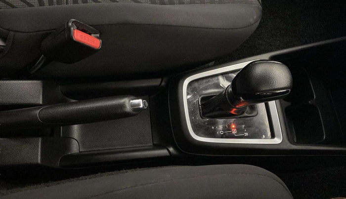 2022 Maruti Swift VXI AMT, Petrol, Automatic, 60,330 km, Gear Lever