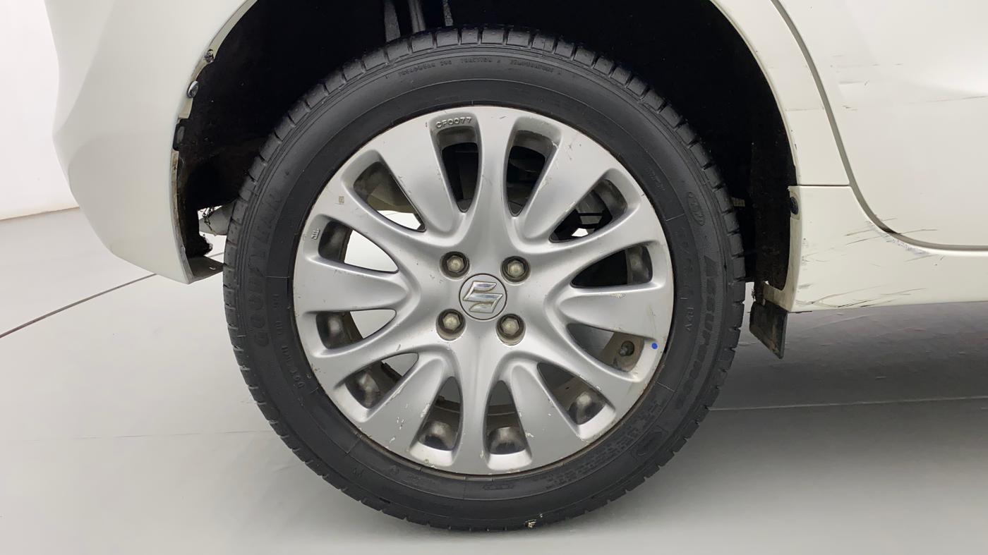 2017 Maruti Baleno ZETA PETROL 1.2, Petrol, Manual, 60,499 km, Right Rear Wheel