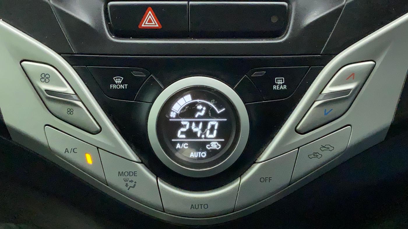 2017 Maruti Baleno ZETA PETROL 1.2, Petrol, Manual, 60,499 km, Automatic Climate Control