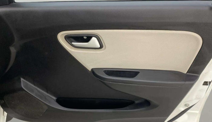 2019 Maruti Alto LXI, Petrol, Manual, 44,368 km, Driver Side Door Panels Control