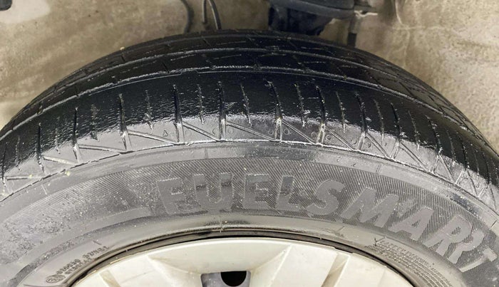2019 Maruti Alto LXI, Petrol, Manual, 44,368 km, Left Front Tyre Tread